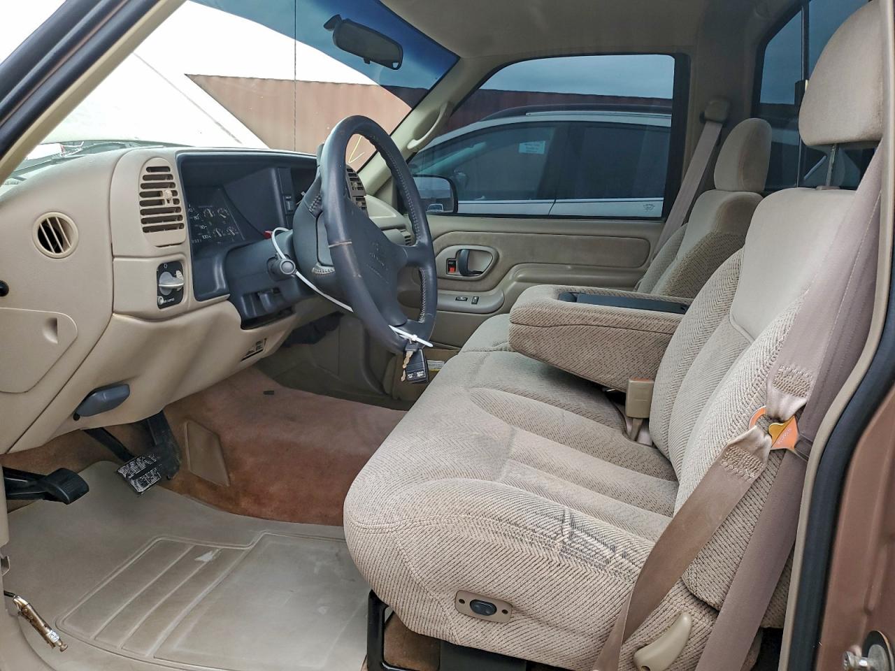 1996 CHEVROLET GMT-400 C1500 photo 7