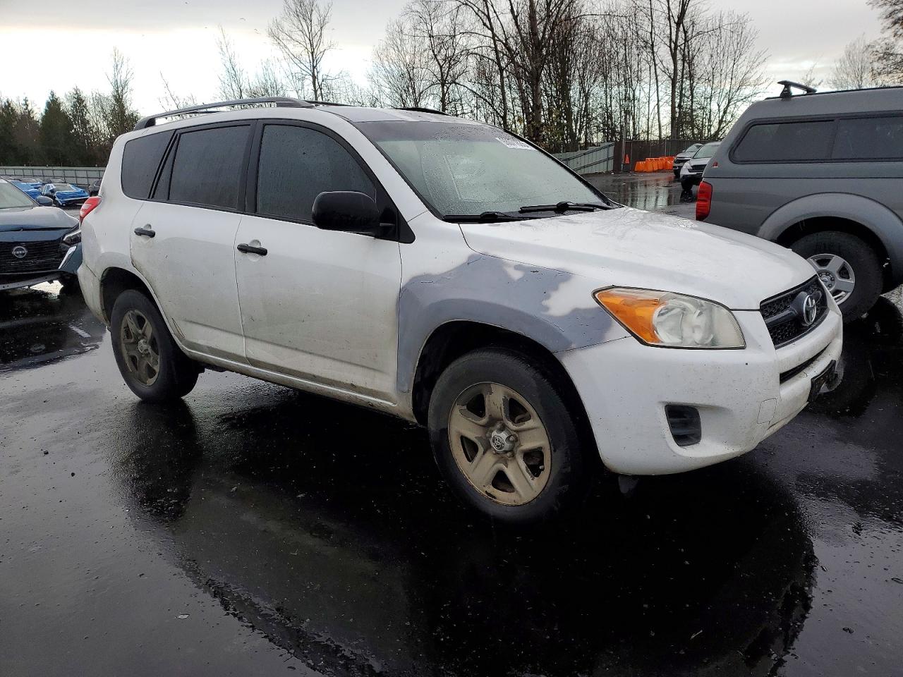 2010 TOYOTA RAV4 photo 4