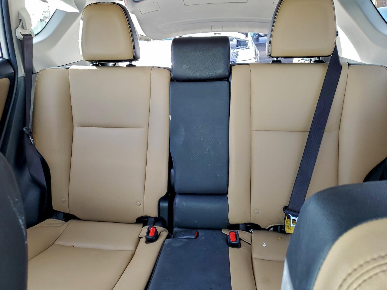 2017 TOYOTA RAV4 LIMITED photo 10