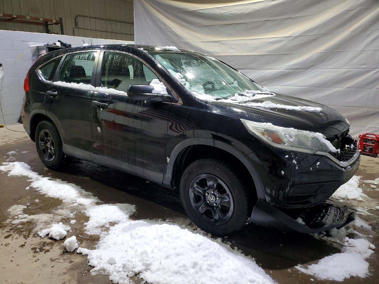 2015 HONDA CR-V LX photo 4