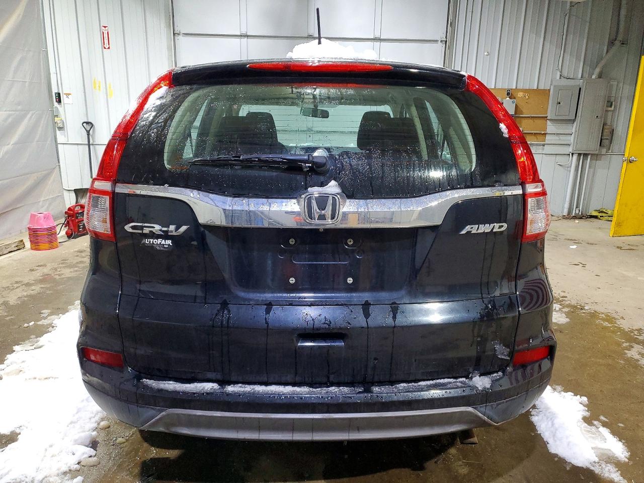 2015 HONDA CR-V LX photo 6