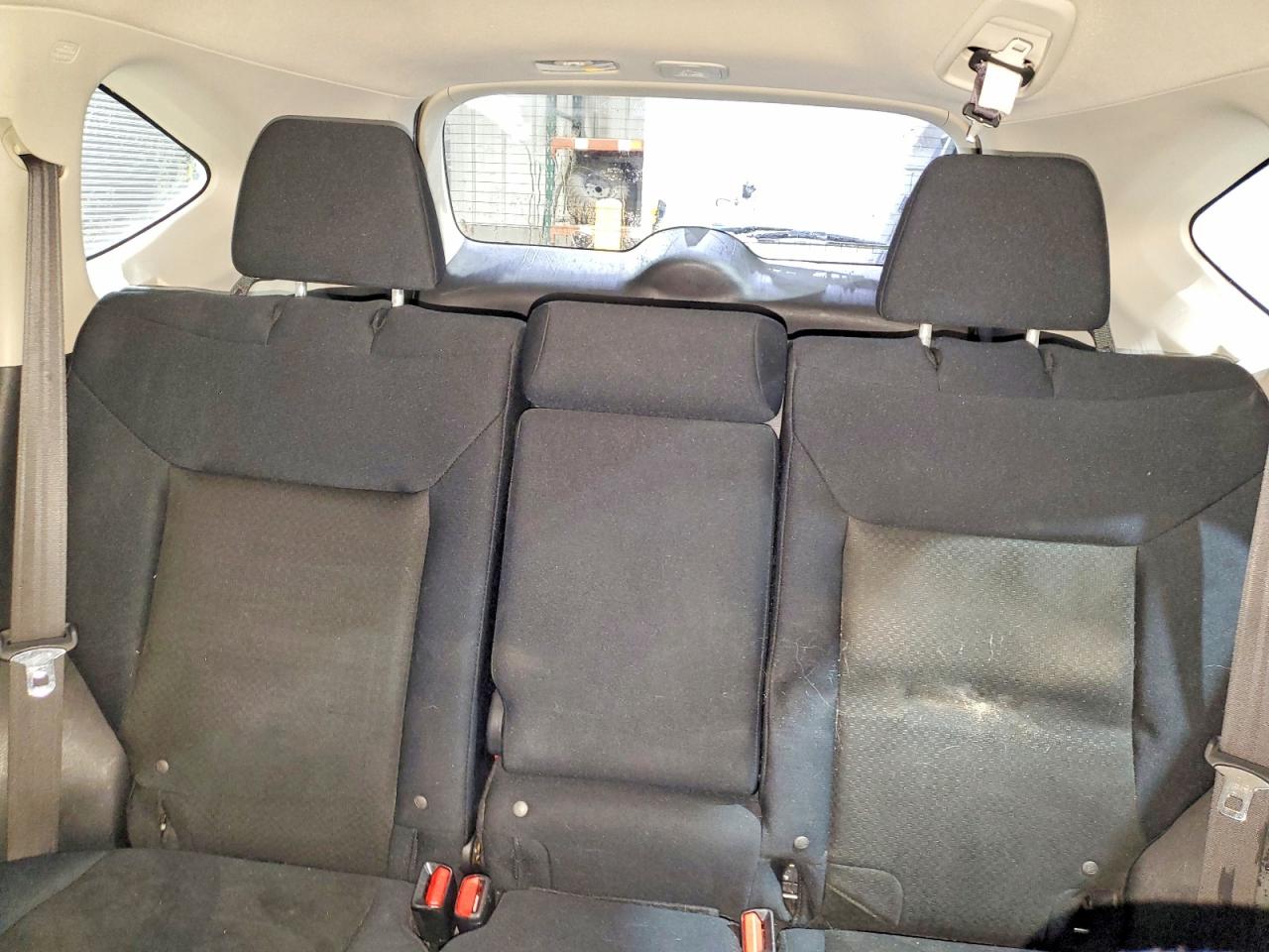 2015 HONDA CR-V LX photo 10