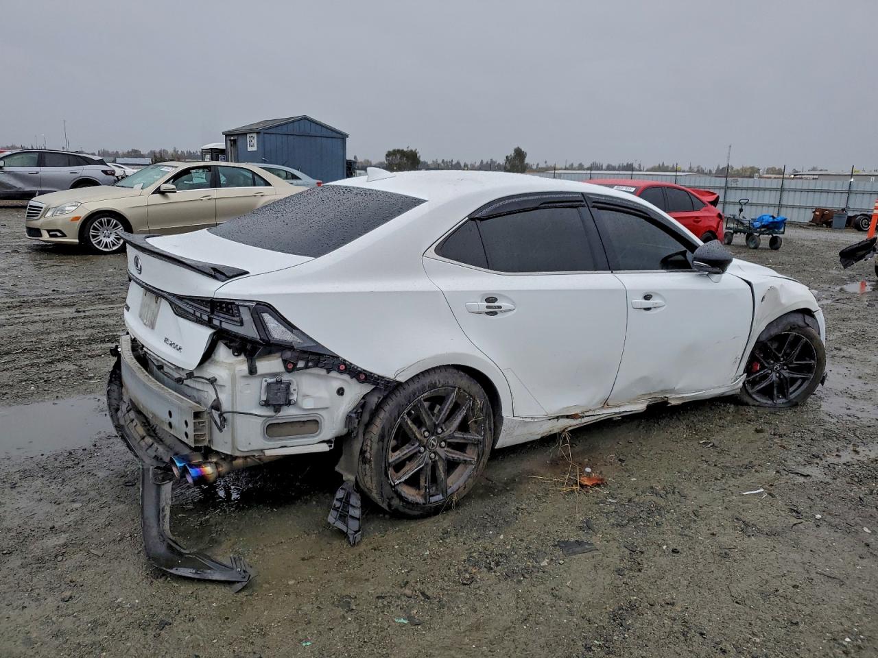 2017 LEXUS IS 200T photo 3