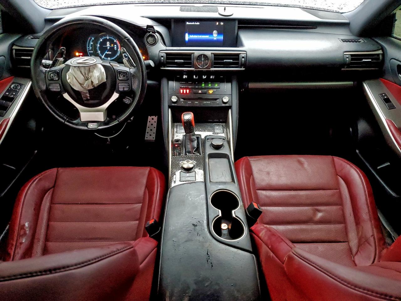 2017 LEXUS IS 200T photo 8