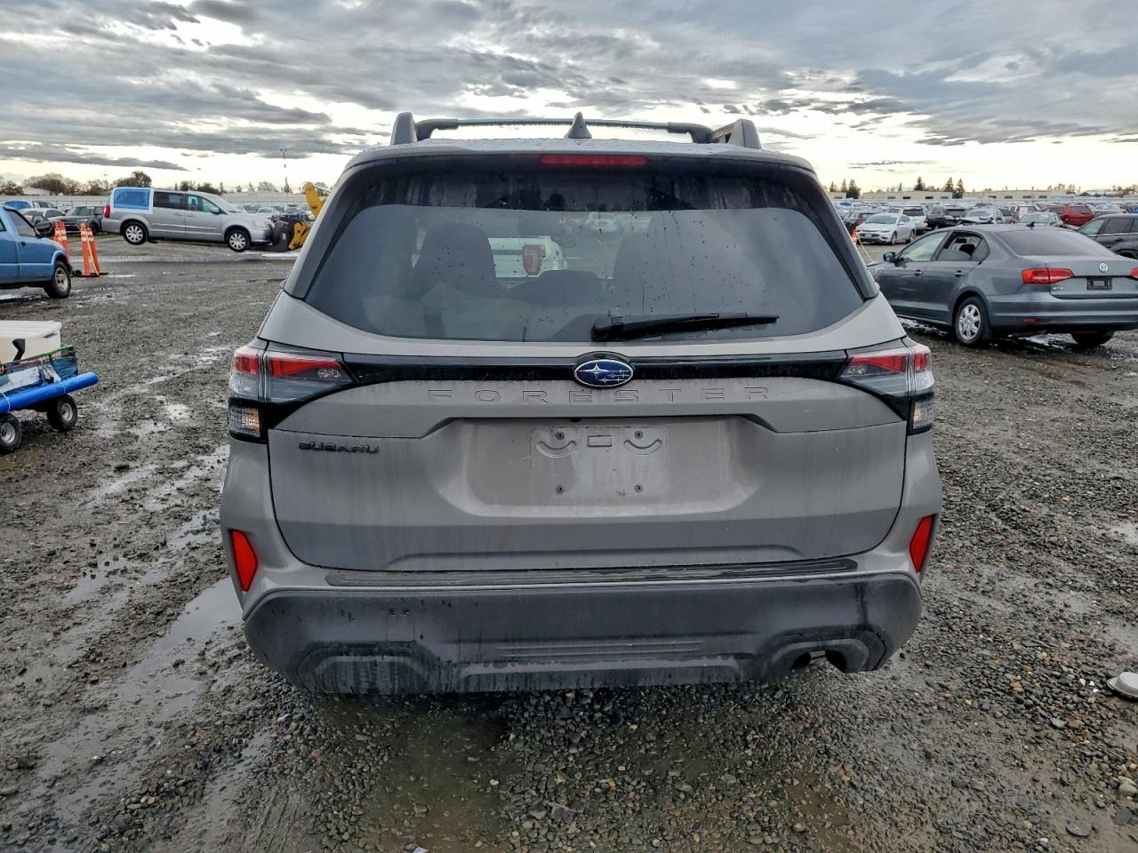 2025 SUBARU FORESTER PREMIUM photo 6