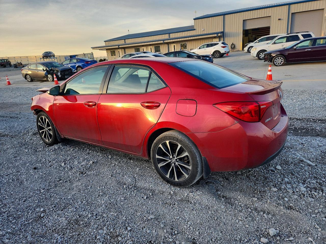 2019 TOYOTA COROLLA L photo 2