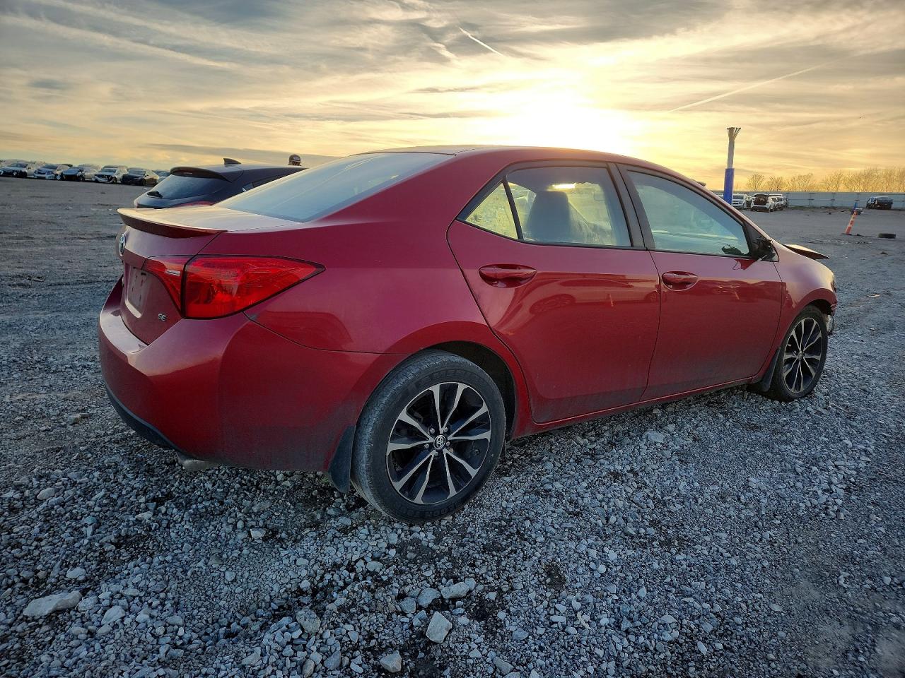2019 TOYOTA COROLLA L photo 3