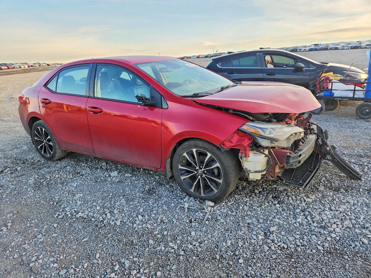 2019 TOYOTA COROLLA L photo 4