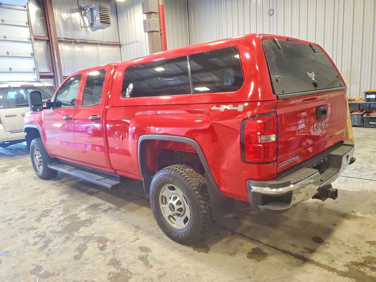 2015 GMC SIERRA K2500 HEAVY DUTY photo 2