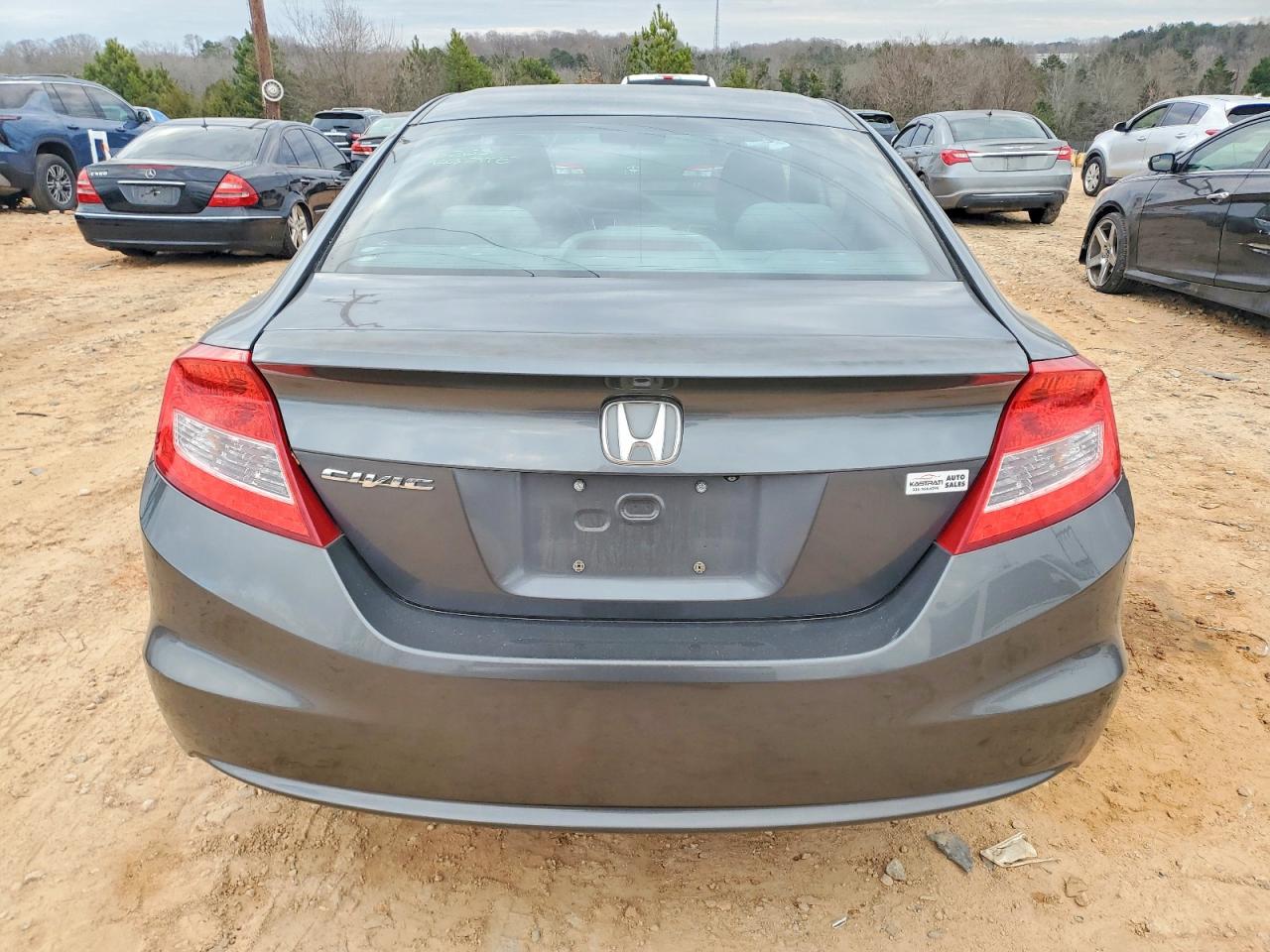 2013 HONDA CIVIC LX photo 6