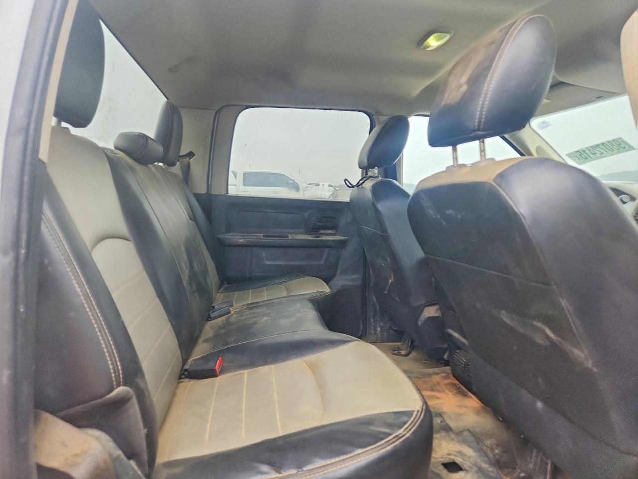 2012 DODGE RAM 3500 ST photo 10