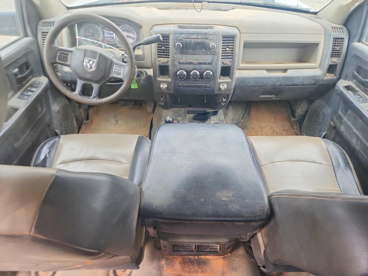 2012 DODGE RAM 3500 ST photo 8