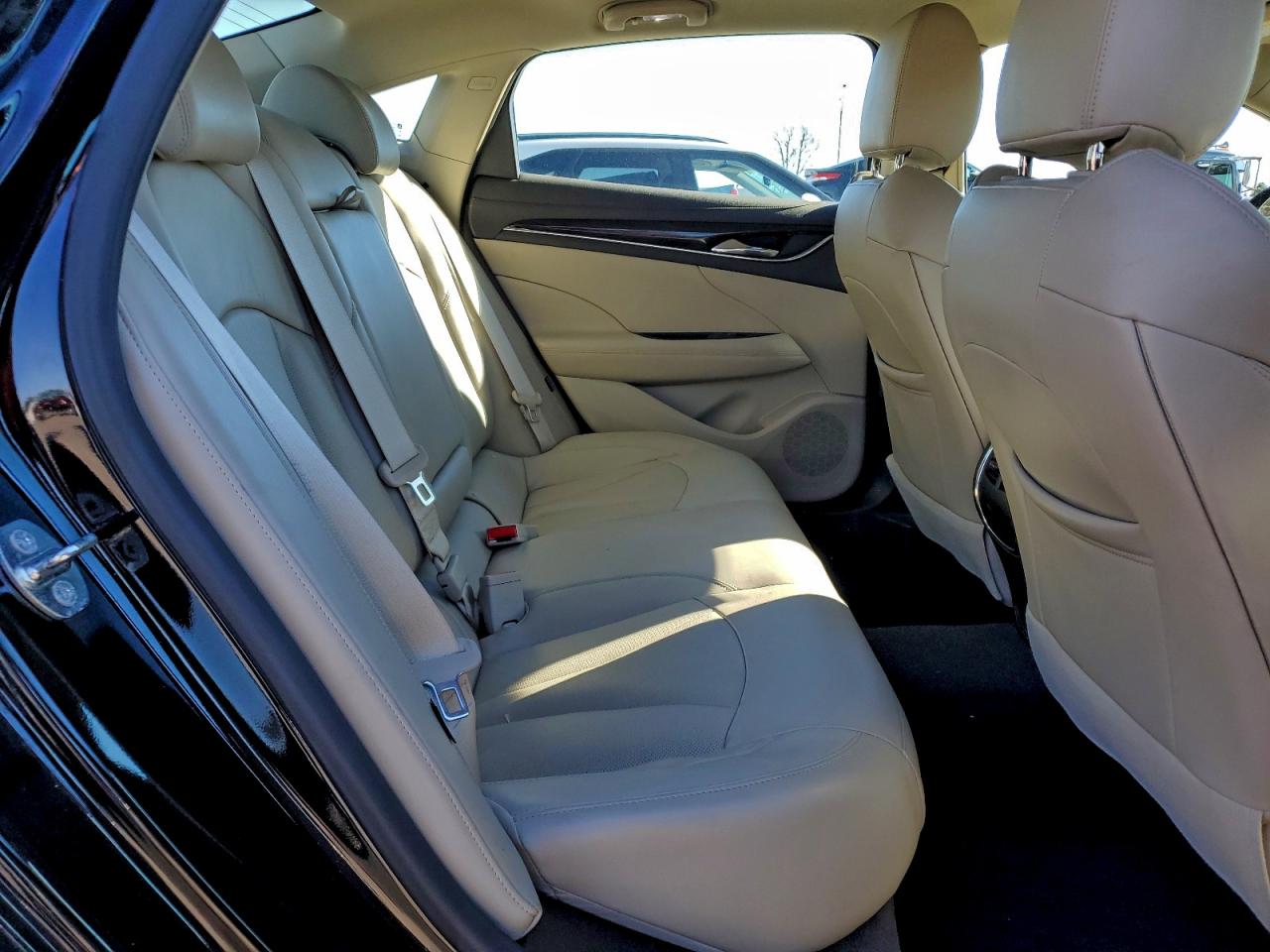 2017 BUICK LACROSSE ESSENCE photo 10