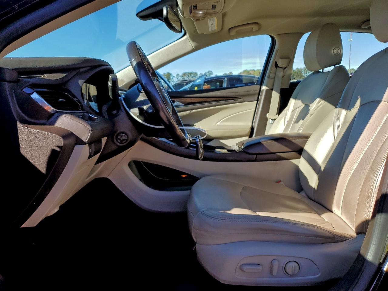 2017 BUICK LACROSSE ESSENCE photo 7