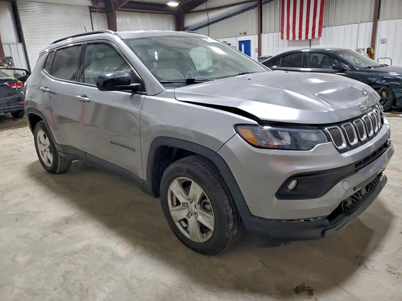 2022 JEEP COMPASS LATITUDE photo 4