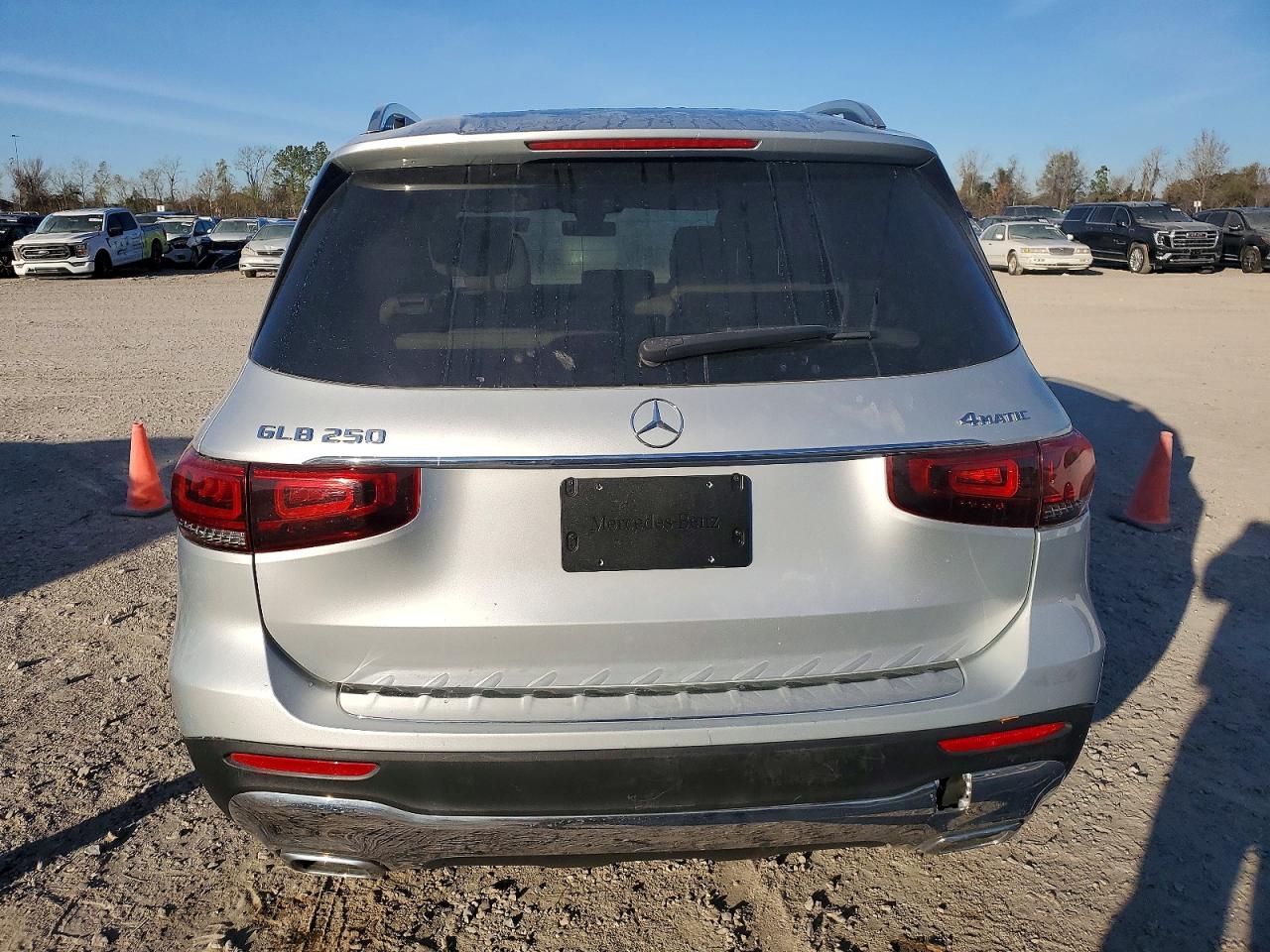 2020 MERCEDES-BENZ GLB 250 4MATIC photo 6