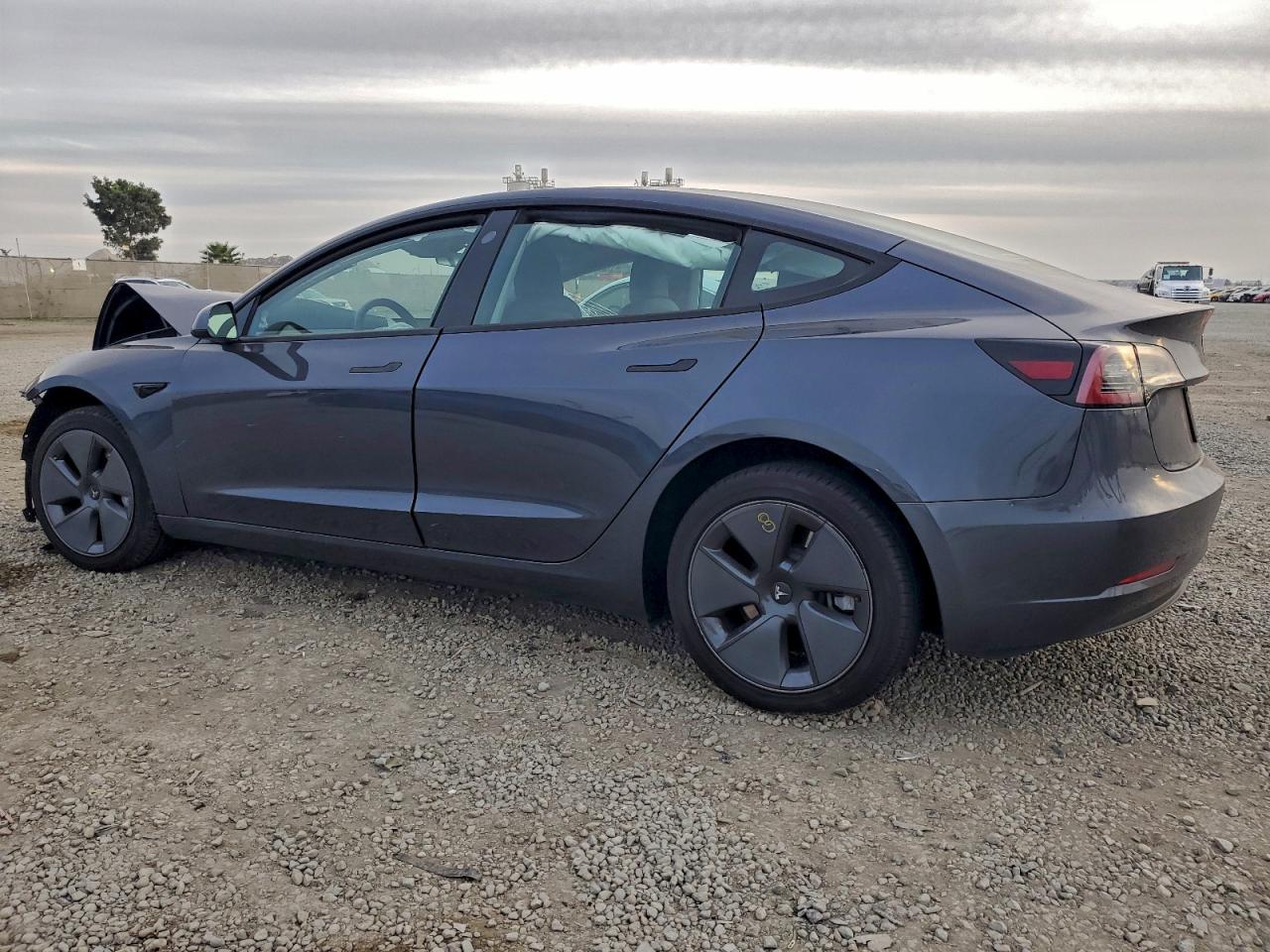 2023 TESLA MODEL 3 photo 2