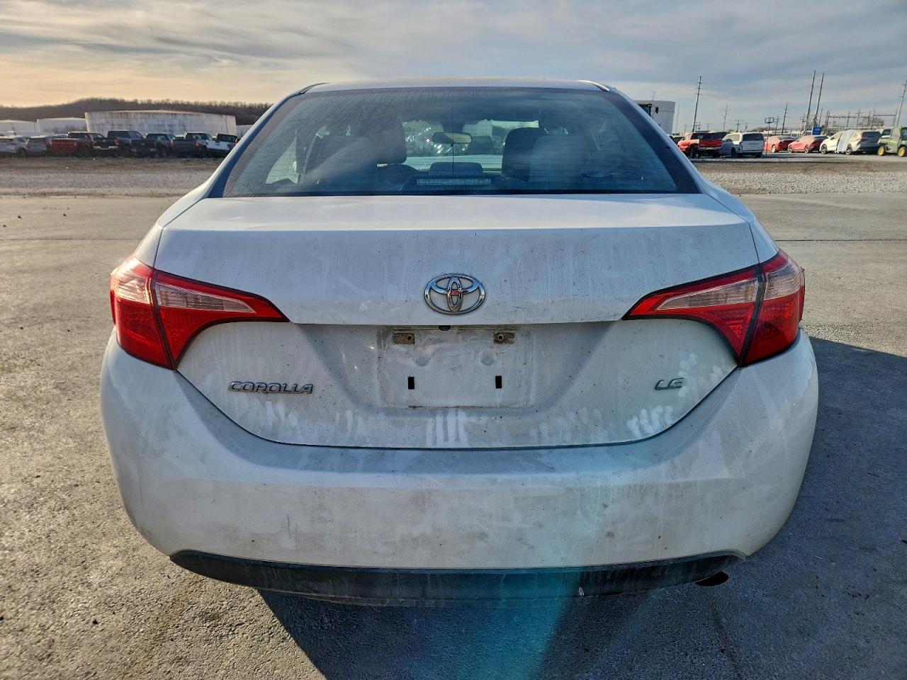 2018 TOYOTA COROLLA L photo 6