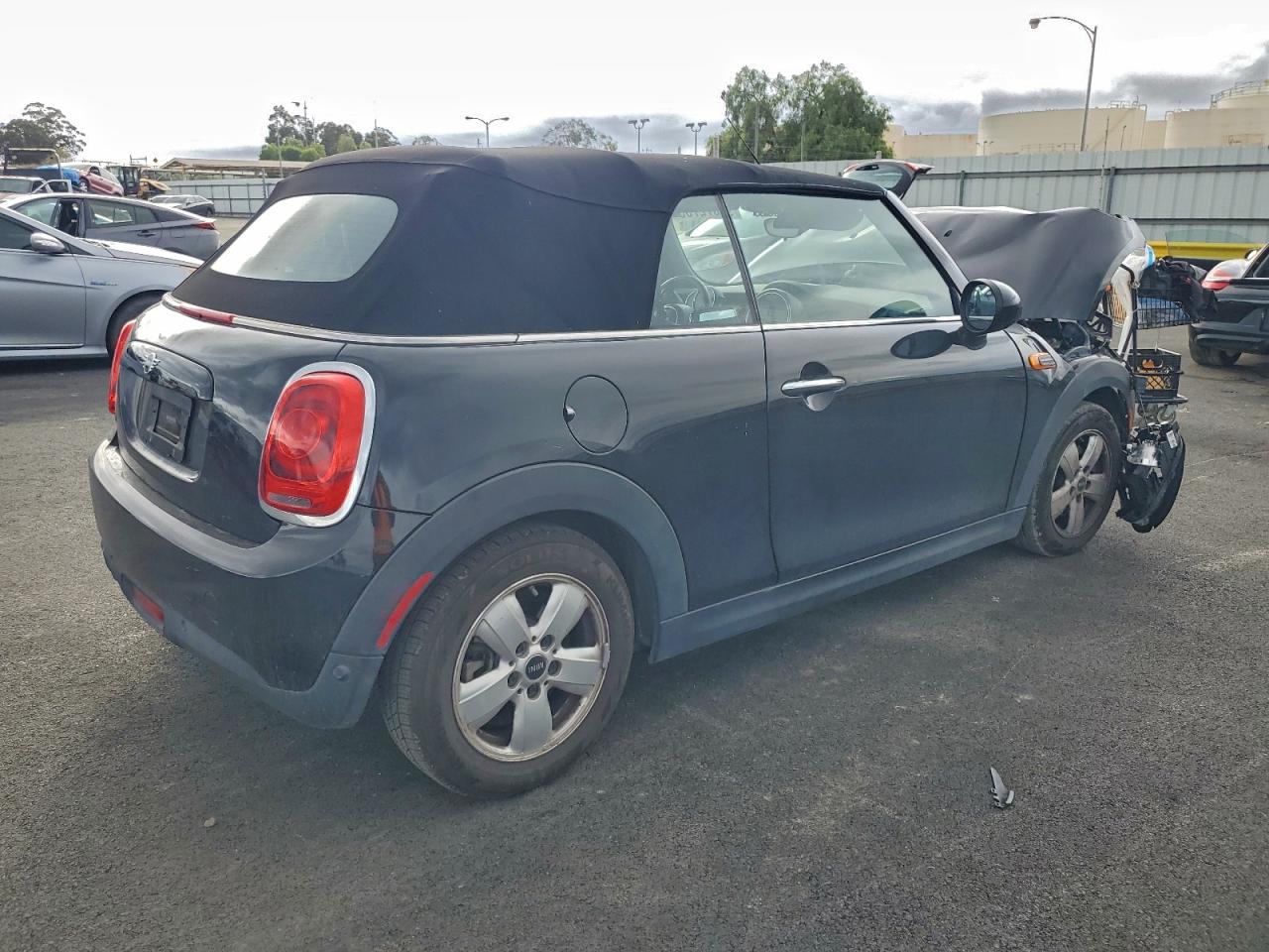 2019 MINI COOPER photo 3