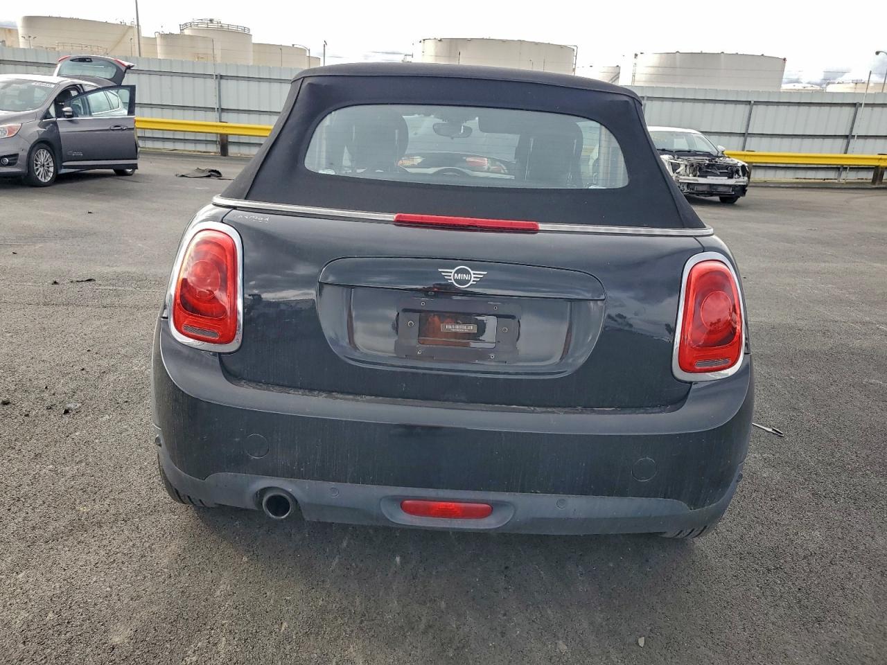 2019 MINI COOPER photo 6