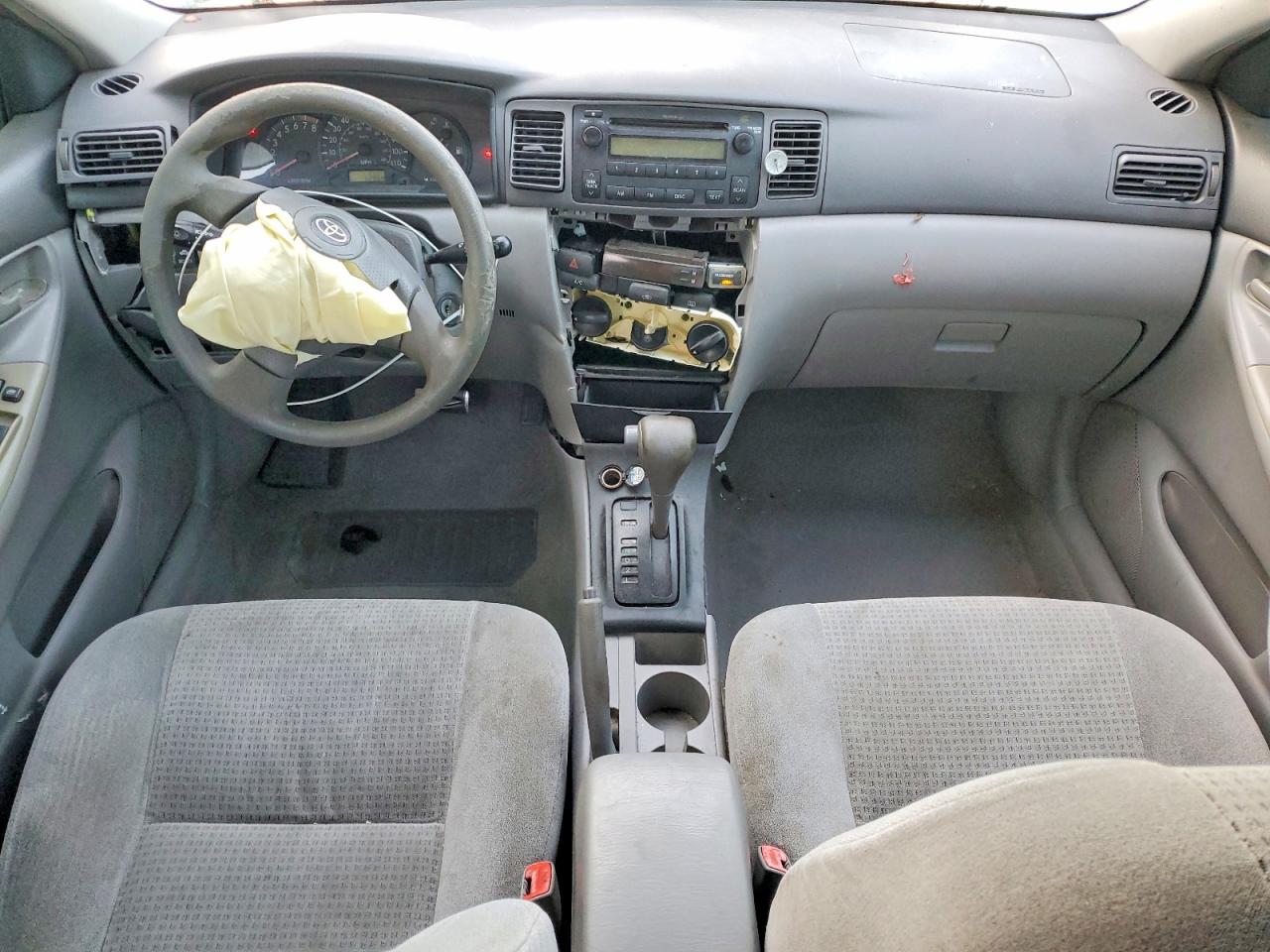 2006 TOYOTA COROLLA CE photo 8