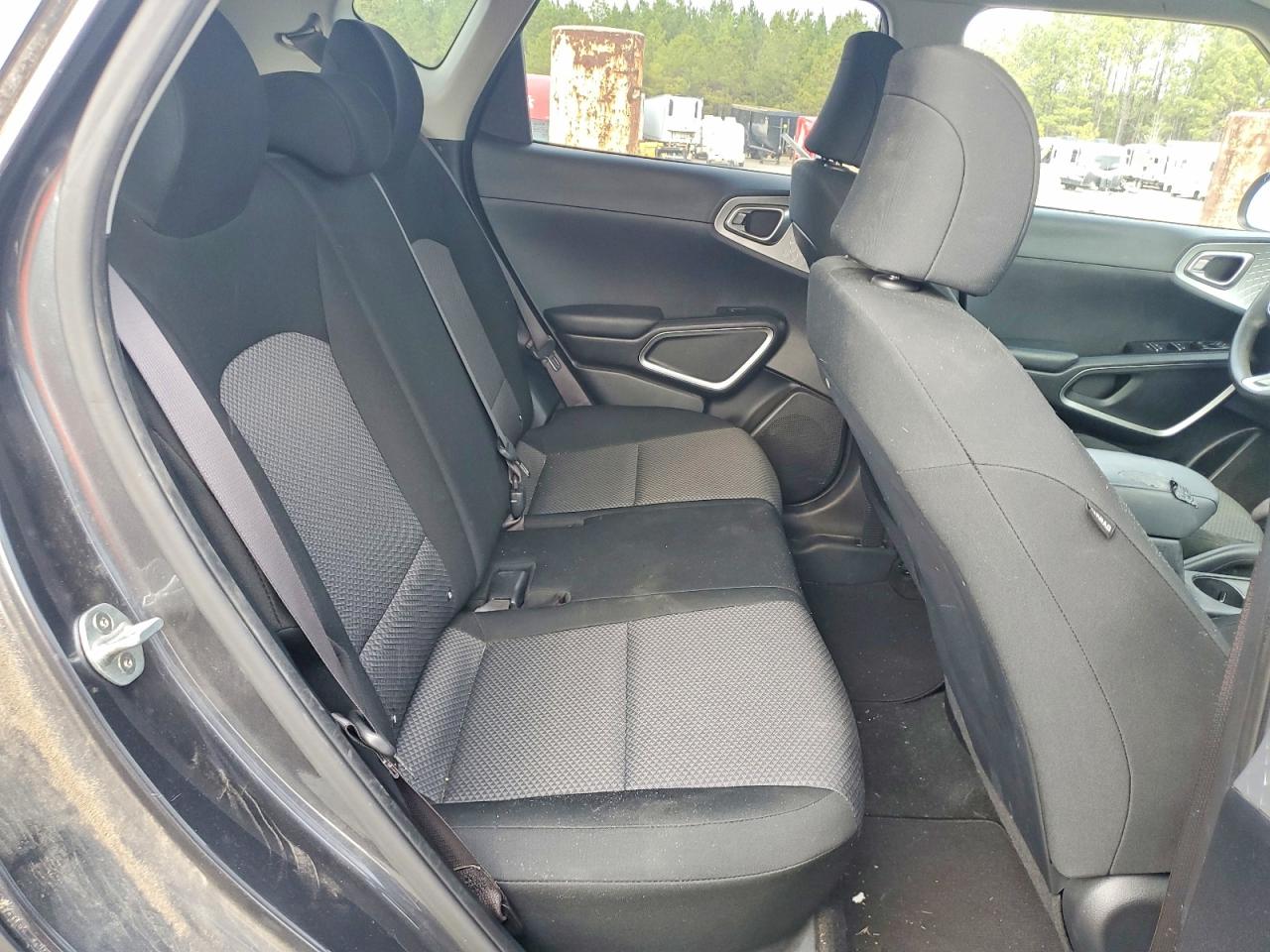 2020 KIA SOUL LX photo 10