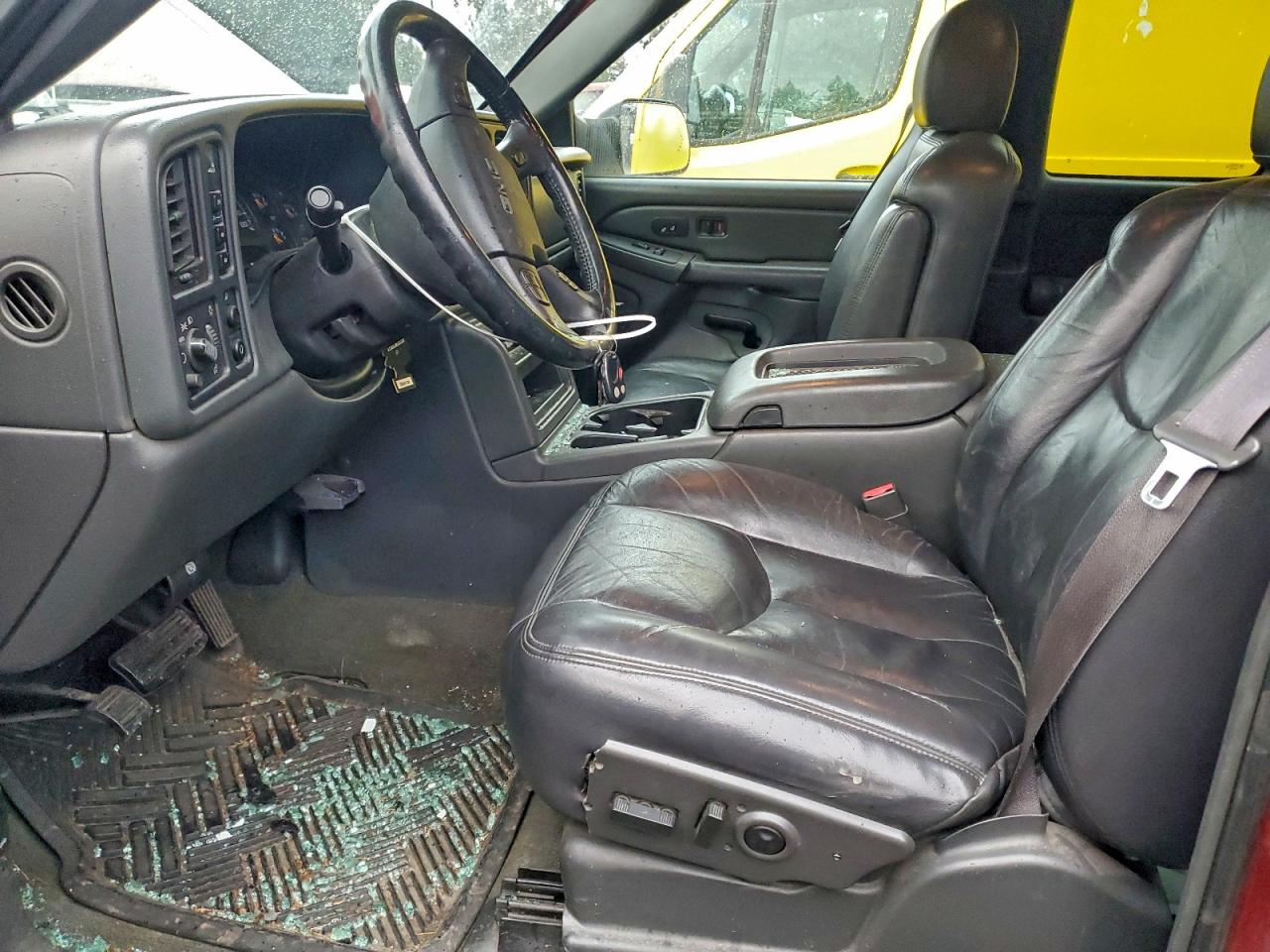 2004 GMC NEW SIERRA K3500 photo 7