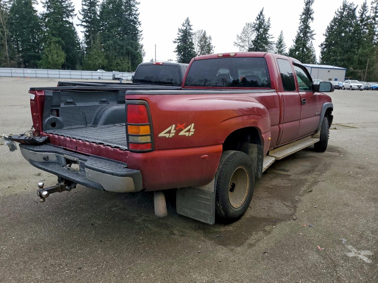 2004 GMC NEW SIERRA K3500 photo 3