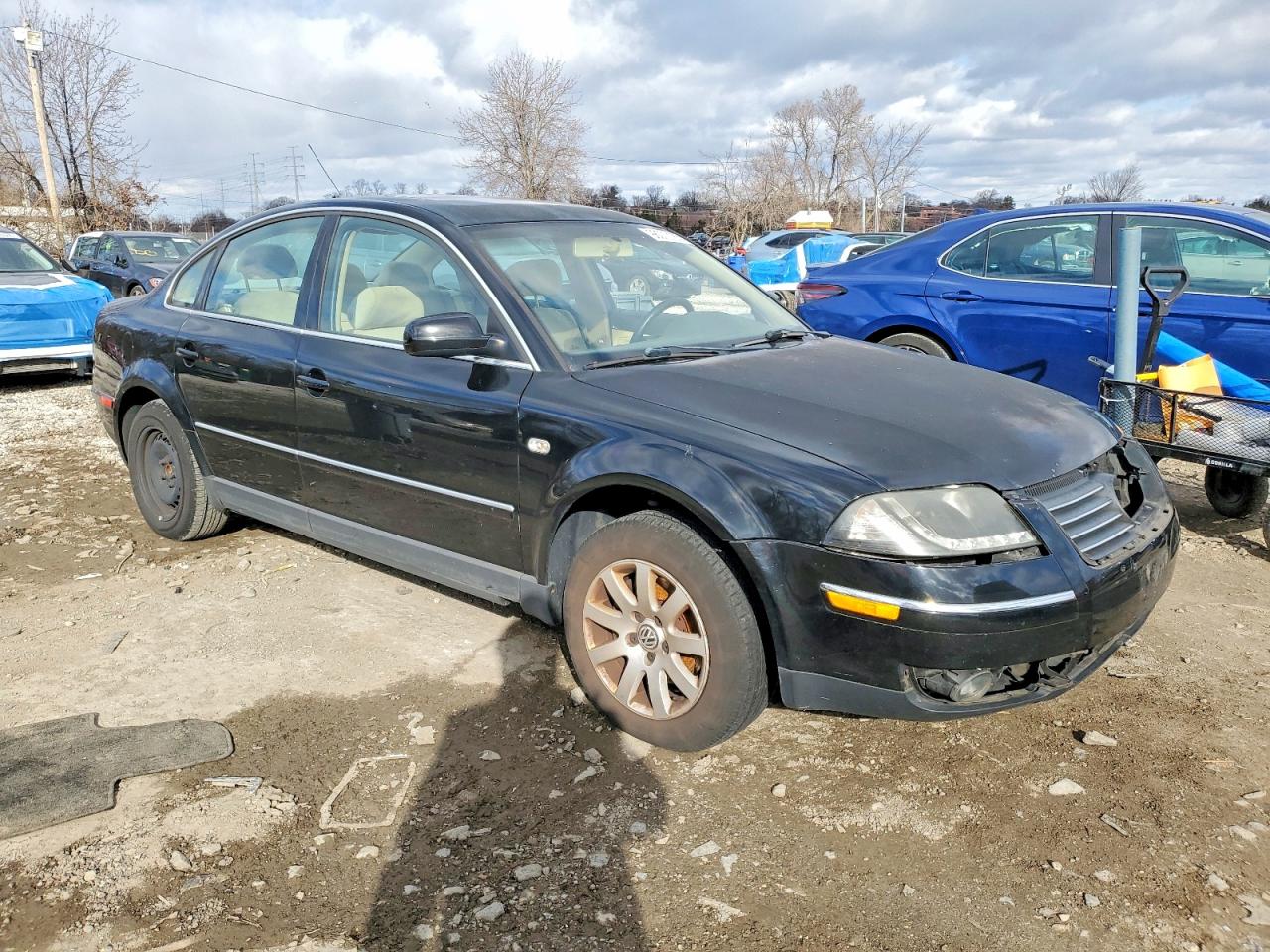2001 VOLKSWAGEN PASSAT GLS photo 4