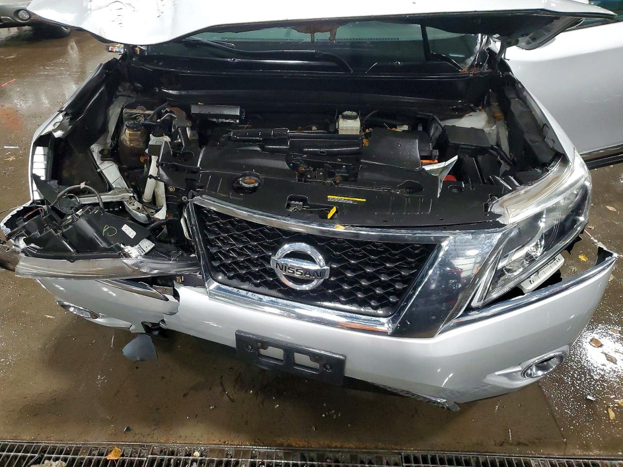 2013 NISSAN PATHFINDER S photo 23