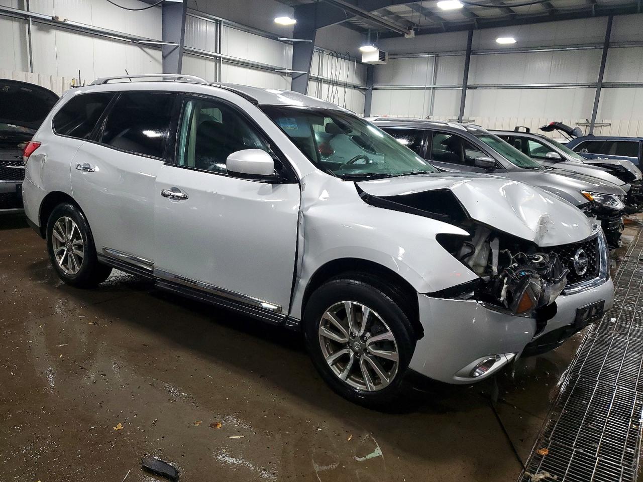 2013 NISSAN PATHFINDER S photo 7