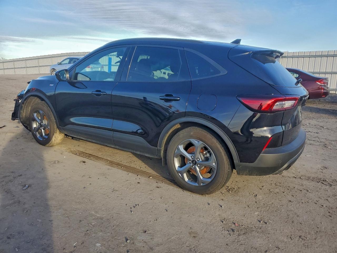 2025 FORD ESCAPE ST LINE SELECT photo 2