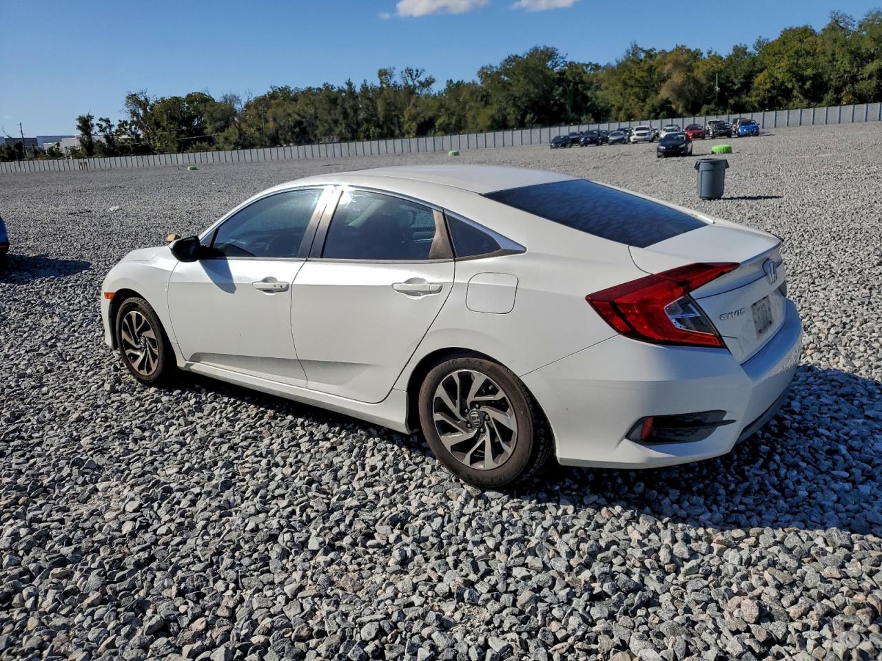 2016 HONDA CIVIC EX photo 2