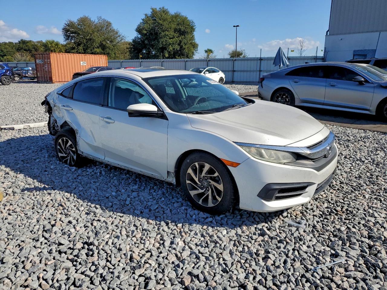 2016 HONDA CIVIC EX photo 4
