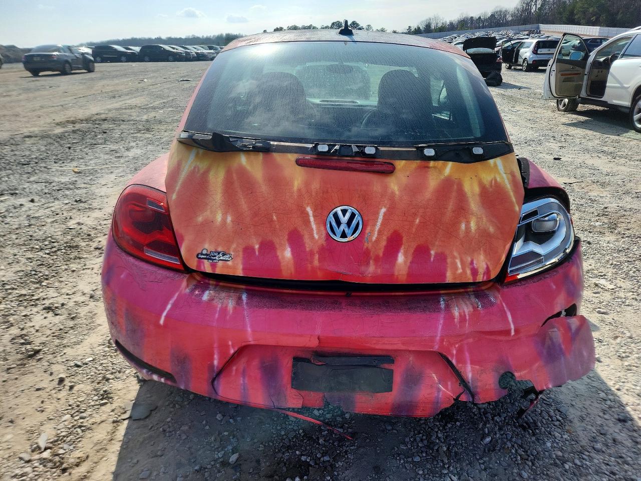 2016 VOLKSWAGEN BEETLE 1.8T photo 6