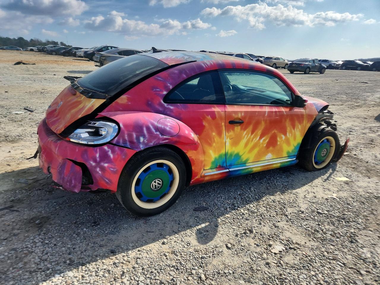 2016 VOLKSWAGEN BEETLE 1.8T photo 3