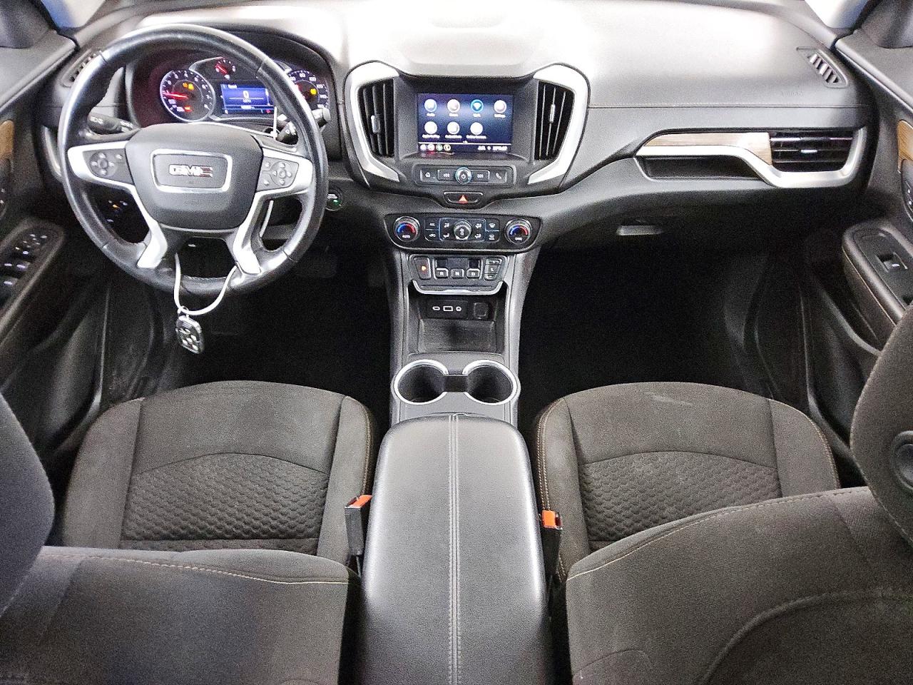 2020 GMC TERRAIN SLE photo 8