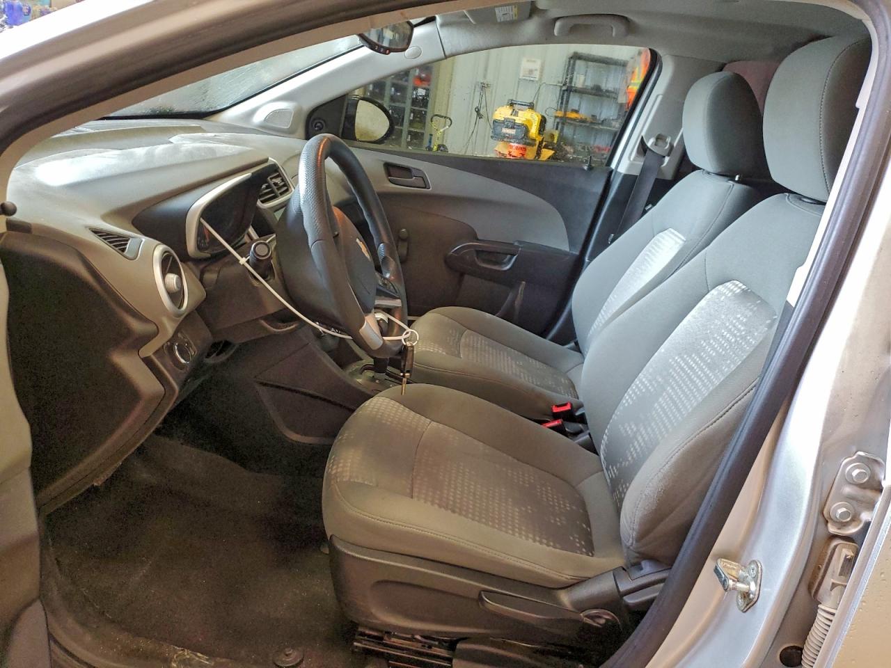 2017 CHEVROLET SONIC LS photo 7