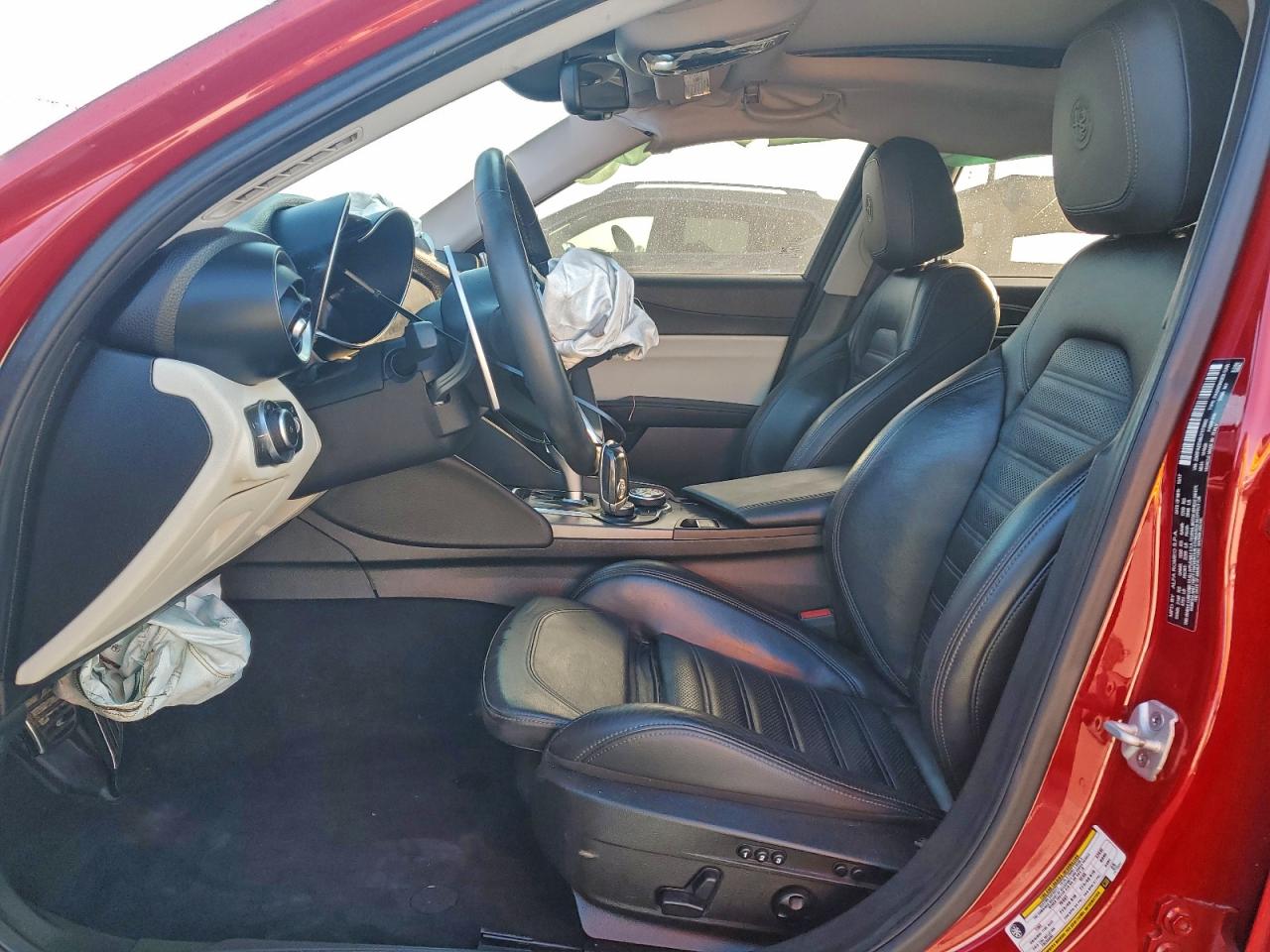 2018 ALFA ROMEO GIULIA TI Q4 photo 7