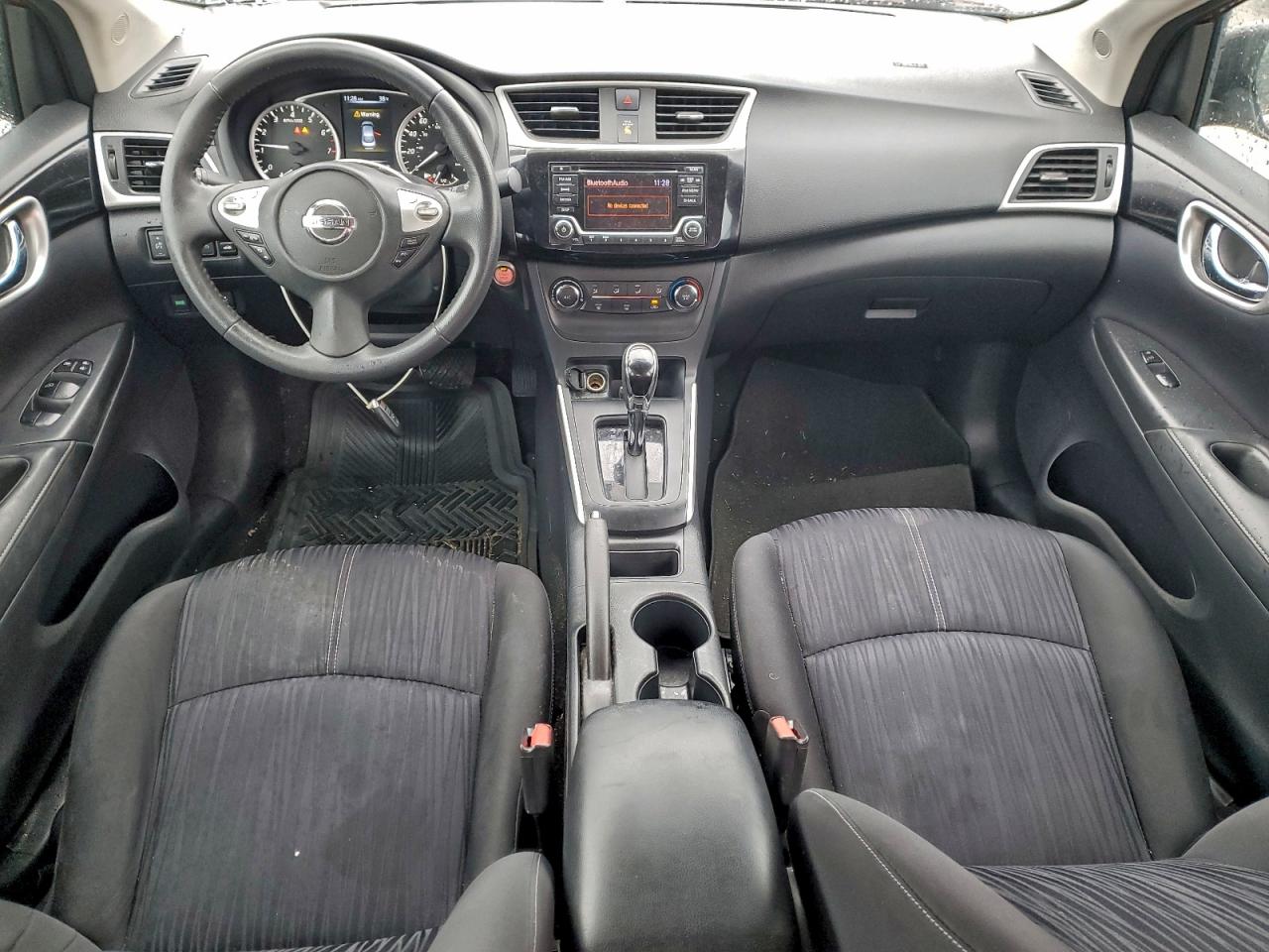 2017 NISSAN SENTRA S photo 8