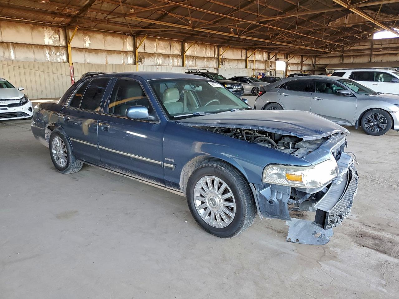 2009 MERCURY GRAND MARQUIS LS photo 4