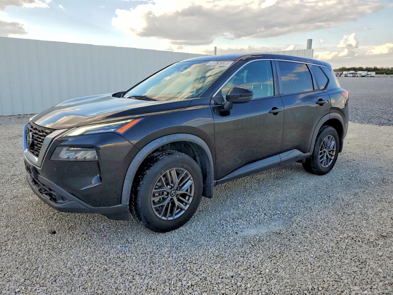 2021 NISSAN ROGUE