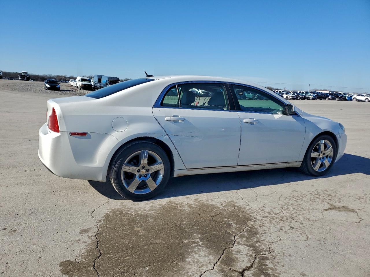 2011 CHEVROLET MALIBU 2LT photo 3