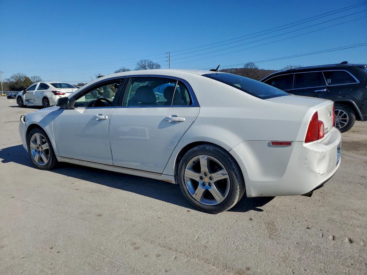 2011 CHEVROLET MALIBU 2LT photo 2