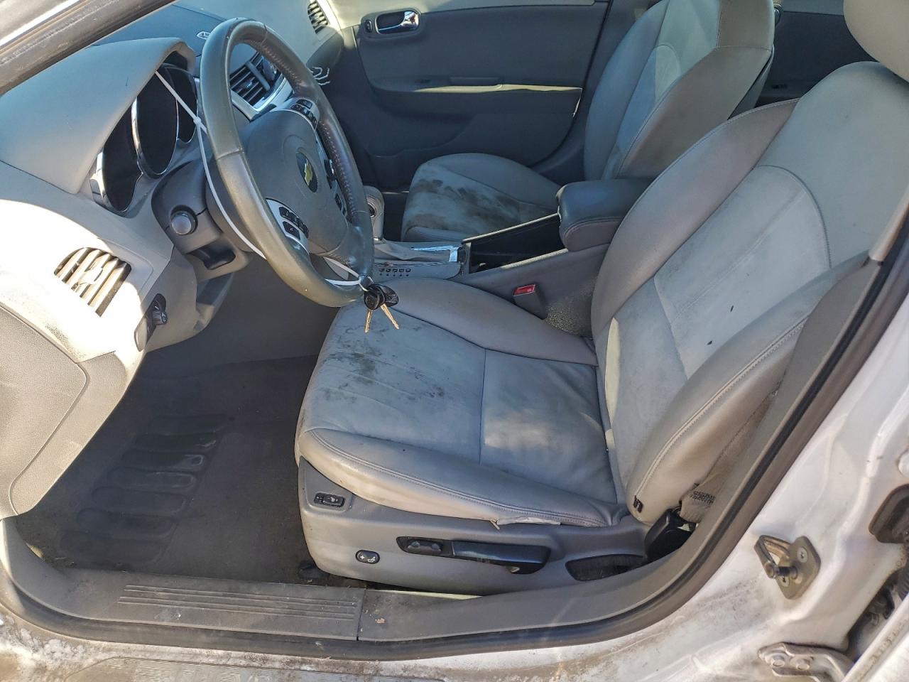 2011 CHEVROLET MALIBU 2LT photo 7