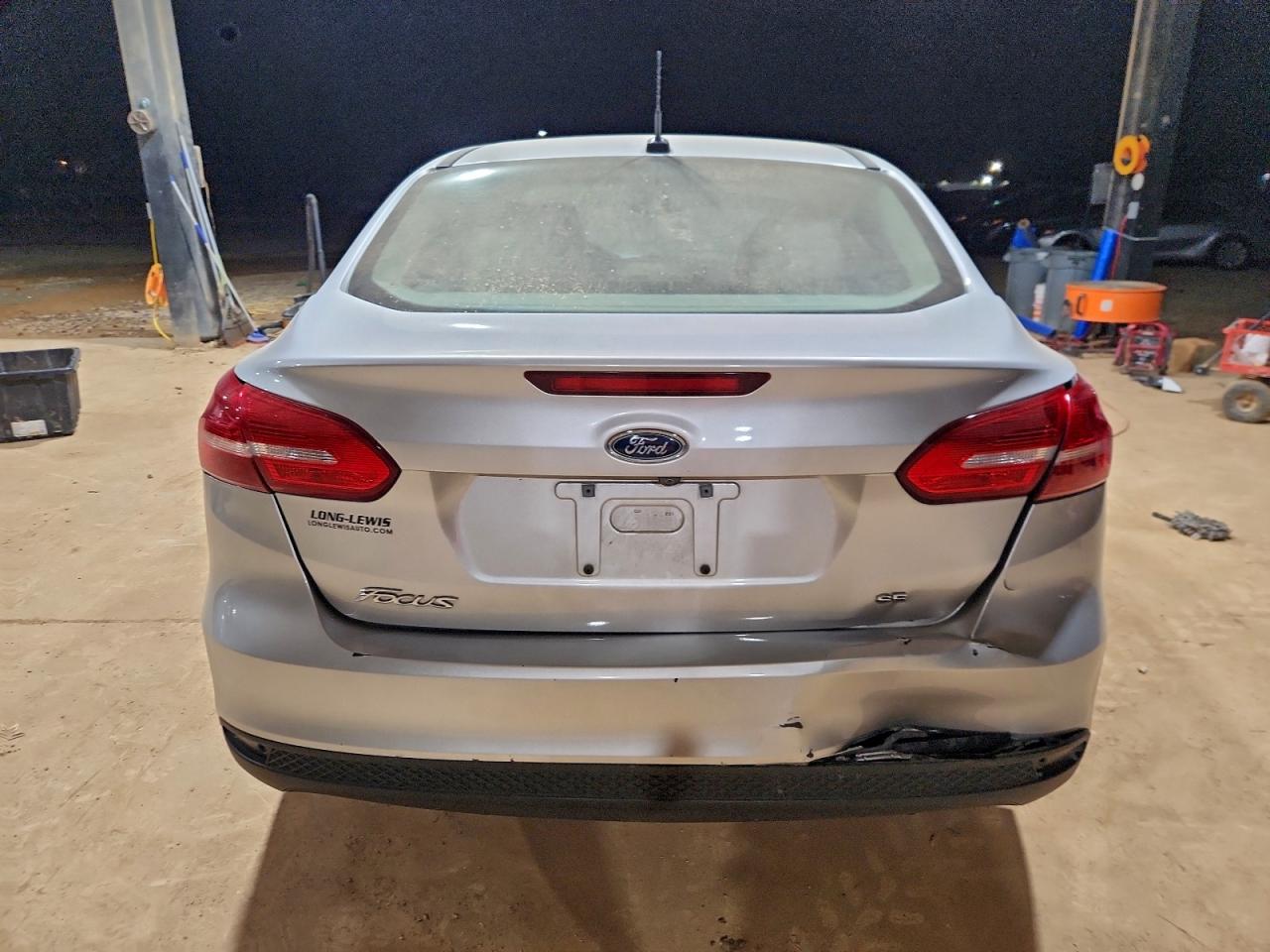 2018 FORD FOCUS SE photo 6