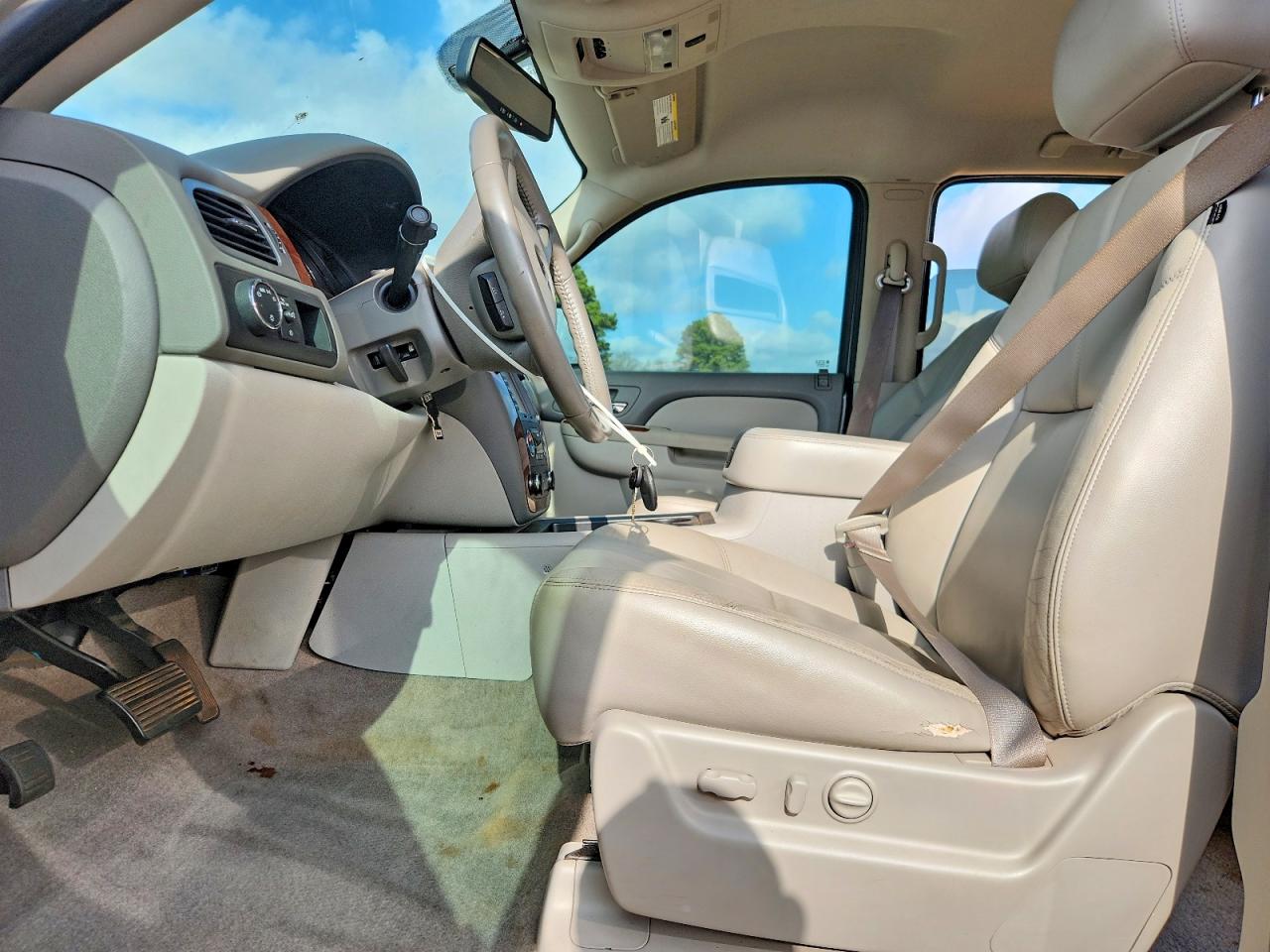 2011 CHEVROLET TAHOE C1500 LT photo 7