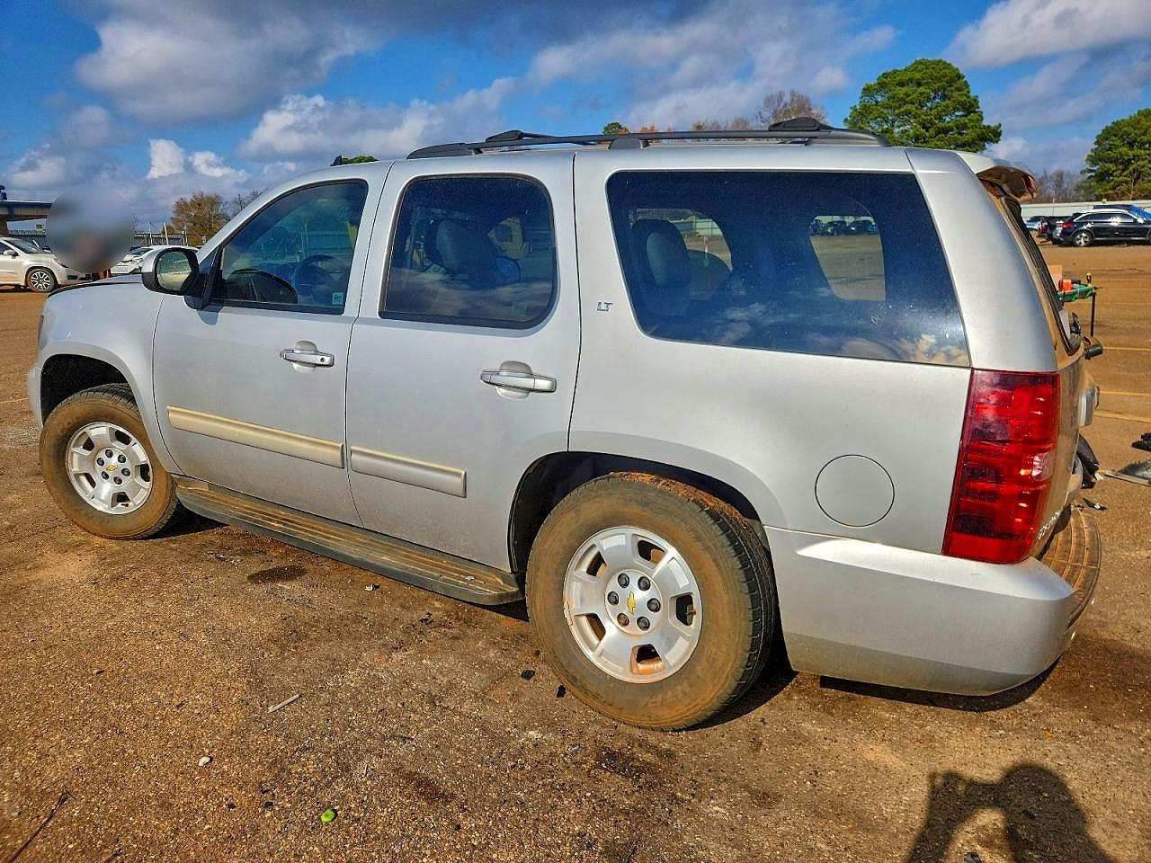 2011 CHEVROLET TAHOE C1500 LT photo 2