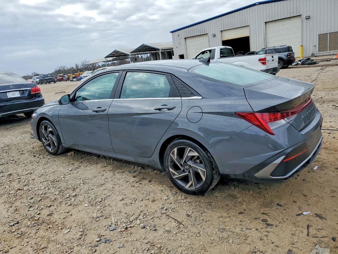 2024 HYUNDAI ELANTRA LIMITED photo 2