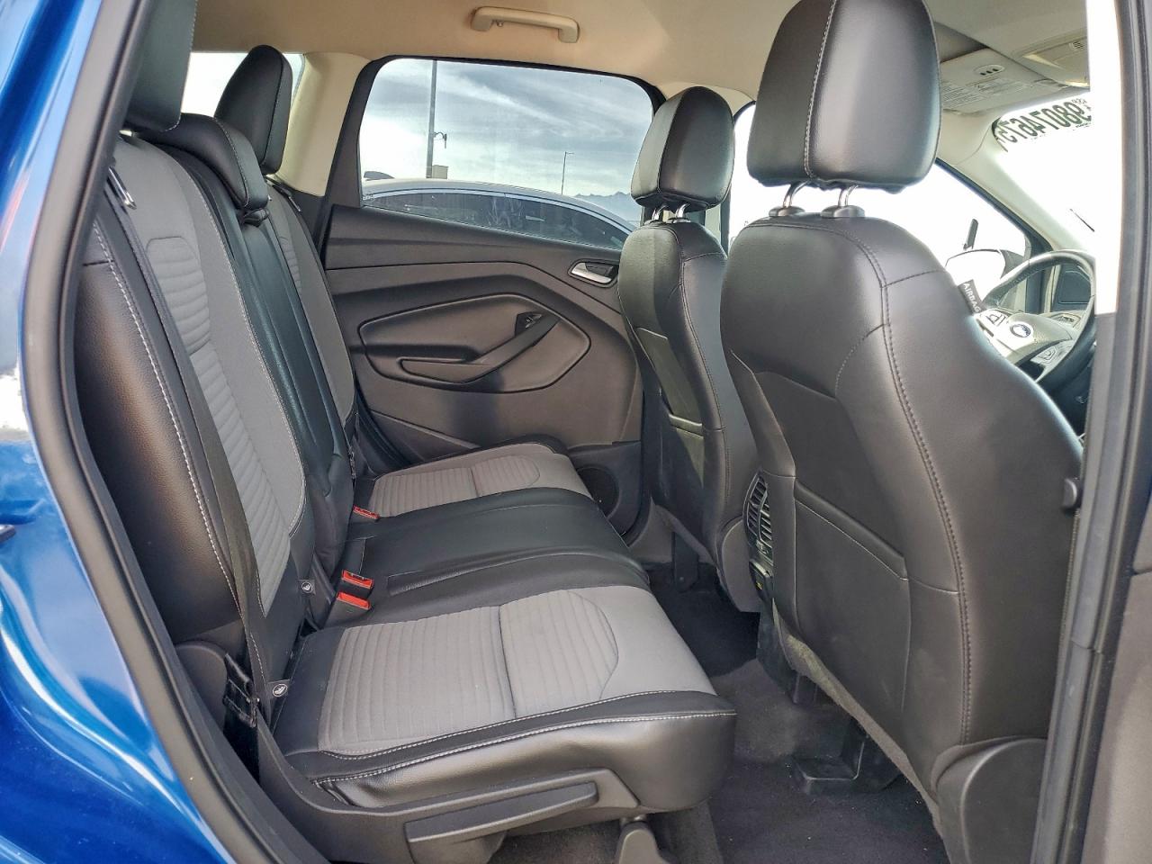 2017 FORD ESCAPE TITANIUM photo 11